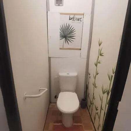 Cozy Near Center